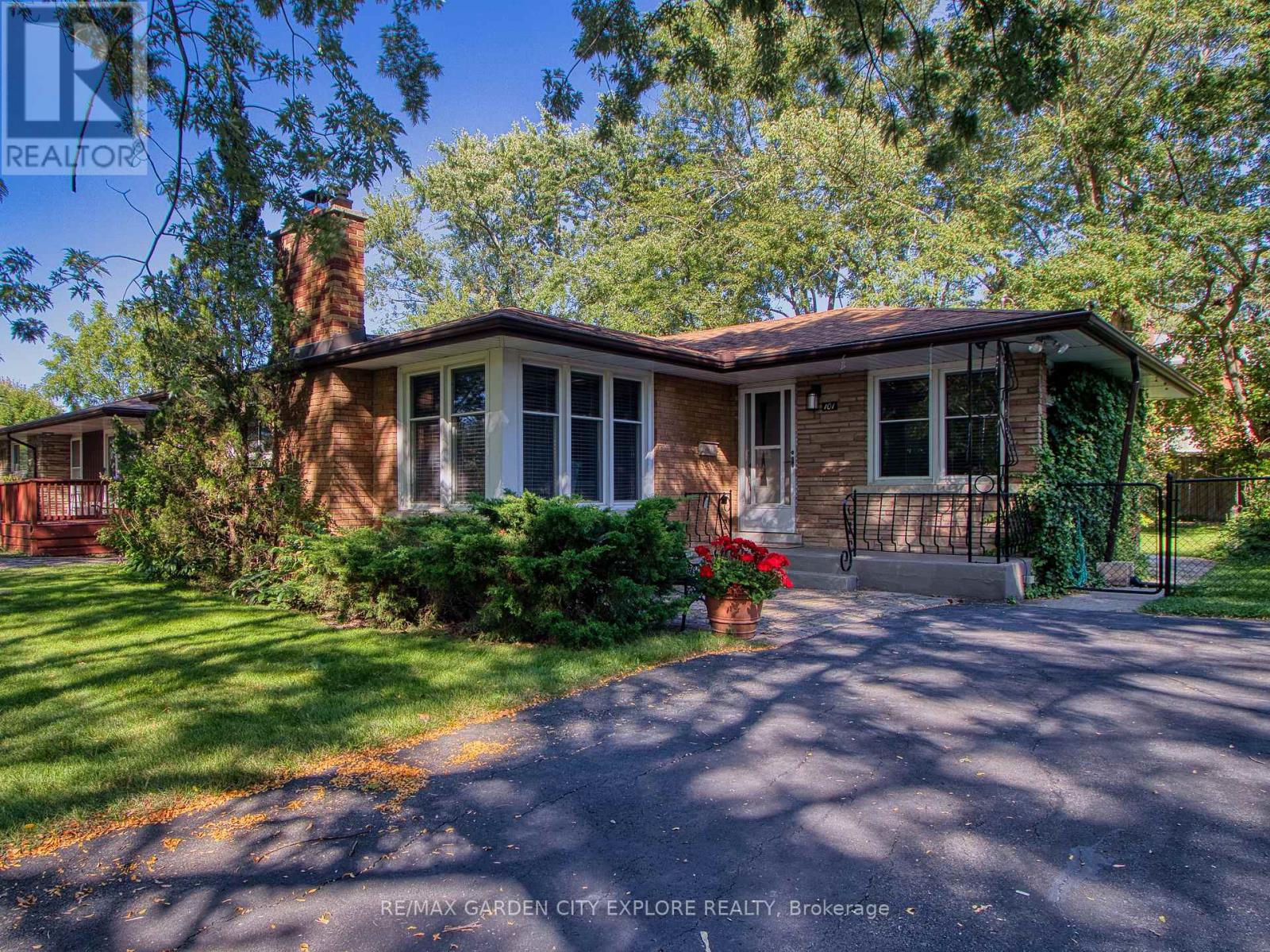 Property at 101 MASTERSON DRIVE image 2