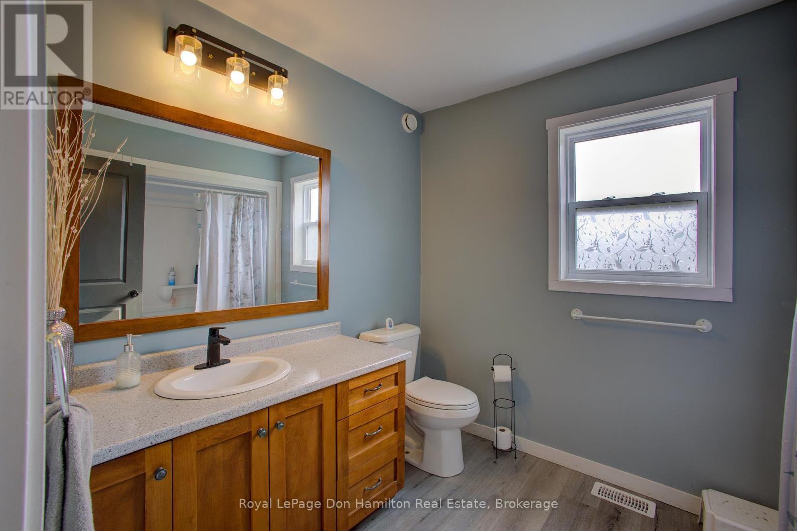 336 Turnberry Street, North Huron, Ontario  N0G 2W0 - Photo 25 - X12080959