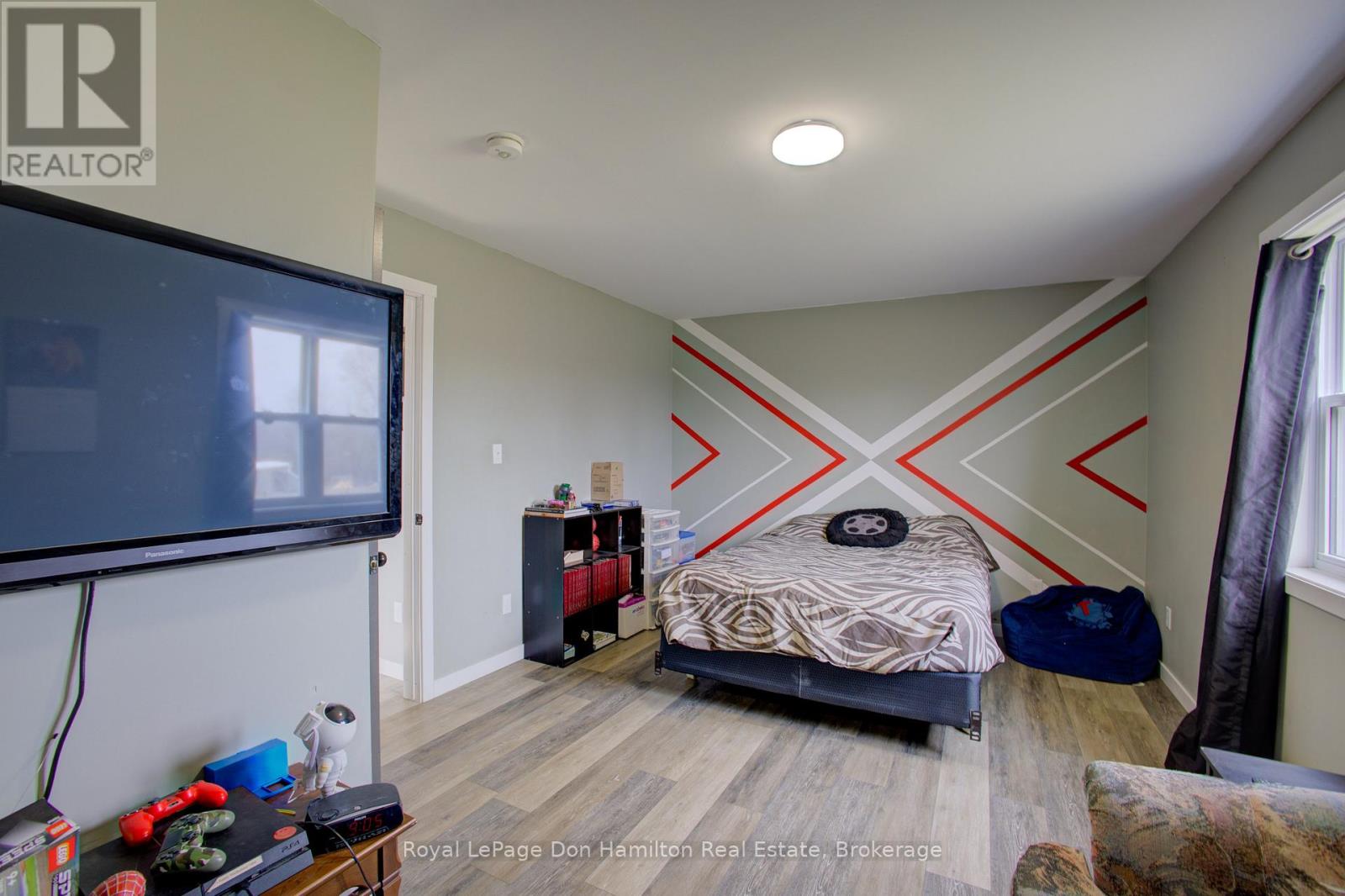 336 Turnberry Street, North Huron, Ontario  N0G 2W0 - Photo 26 - X12080959