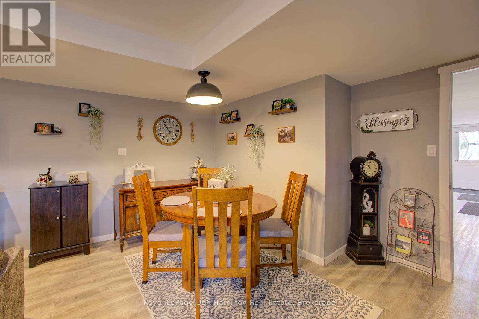 336 Turnberry Street, North Huron, Ontario  N0G 2W0 - Photo 31 - X12080959
