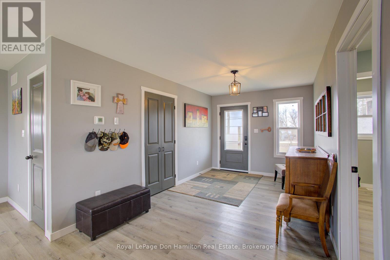 336 Turnberry Street, North Huron, Ontario  N0G 2W0 - Photo 4 - X12080959