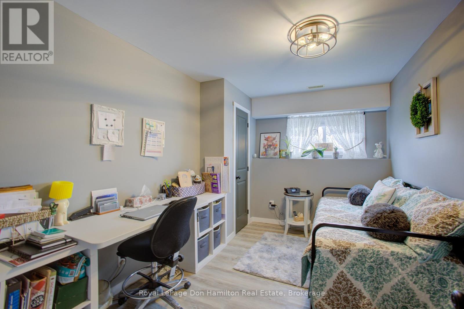 336 Turnberry Street, North Huron, Ontario  N0G 2W0 - Photo 42 - X12080959