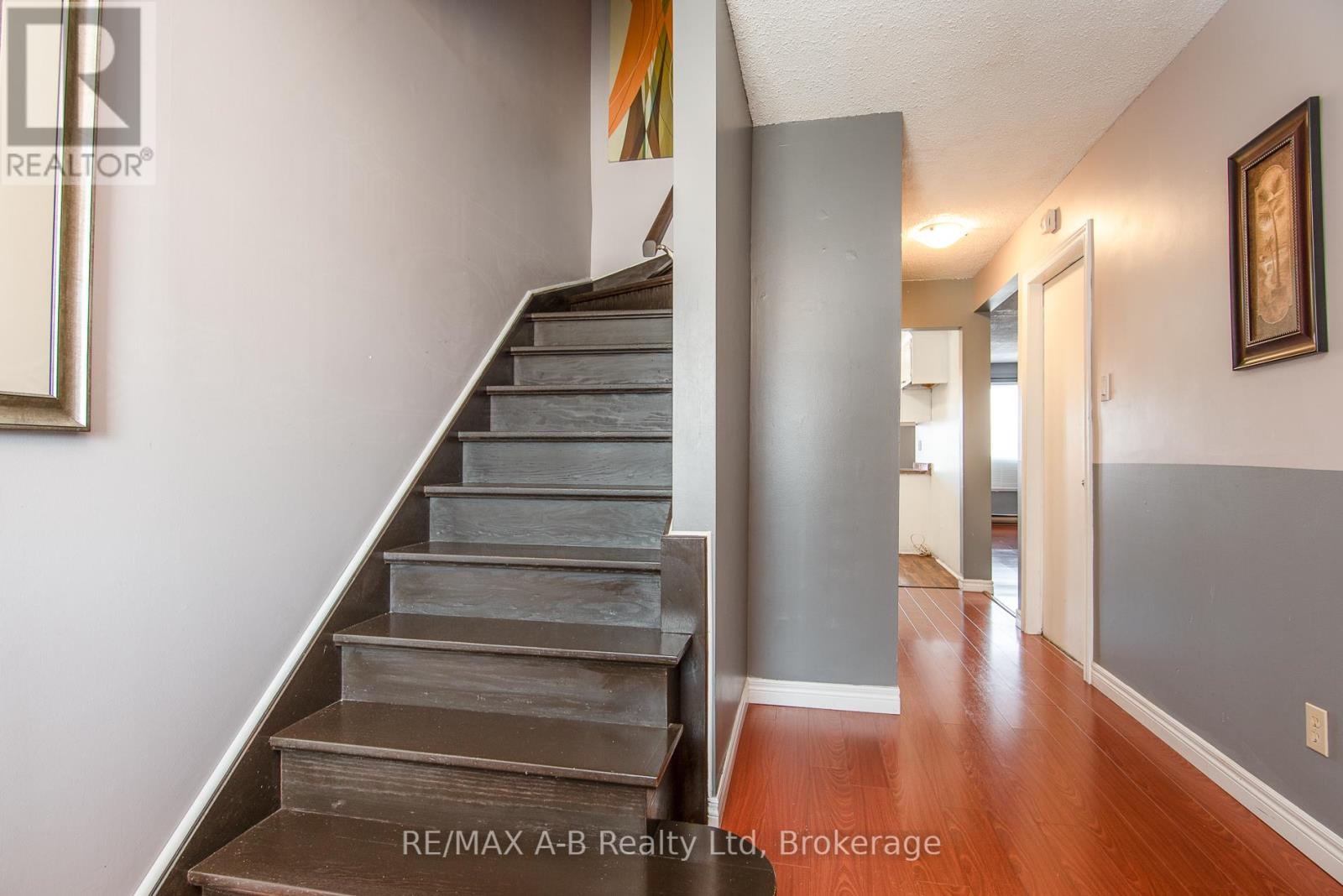 26 Dickens Place, Stratford, Ontario  N5A 7G1 - Photo 12 - X12080962