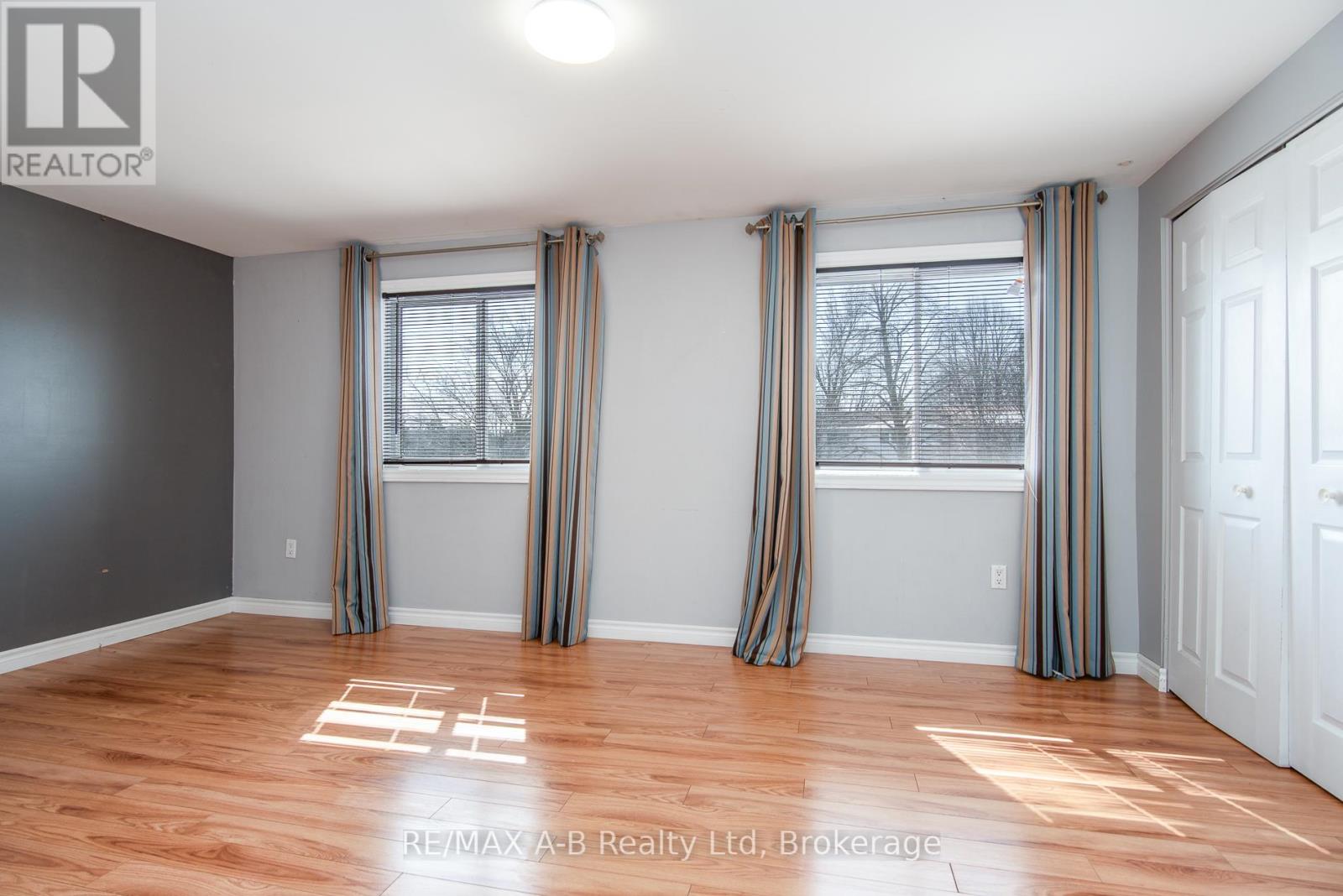 26 Dickens Place, Stratford, Ontario  N5A 7G1 - Photo 42 - X12080962