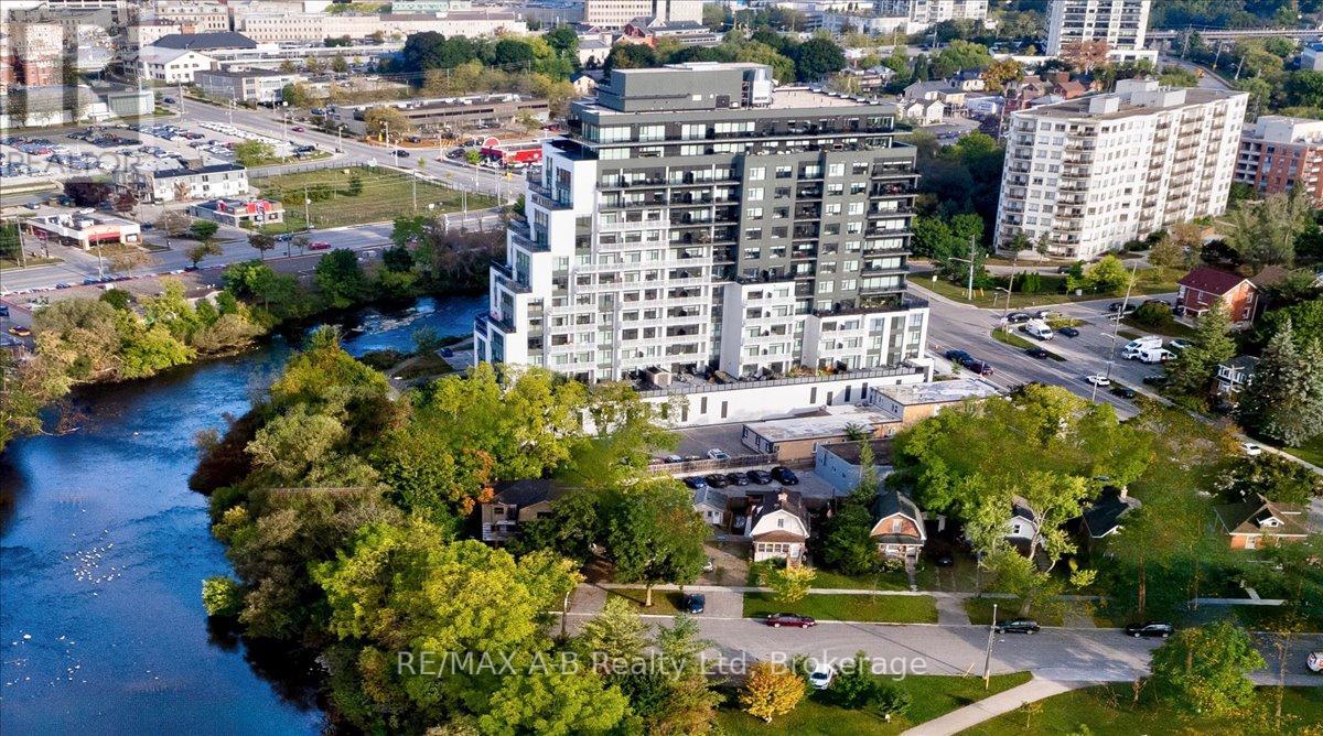 1305 - 71 Wyndham Street S, Guelph, Ontario  N1E 5R3 - Photo 2 - X12080970