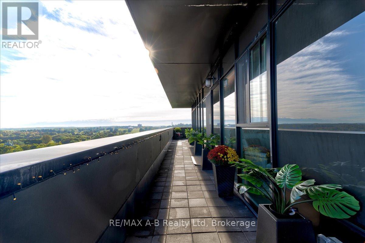 1305 - 71 Wyndham Street S, Guelph, Ontario  N1E 5R3 - Photo 38 - X12080970