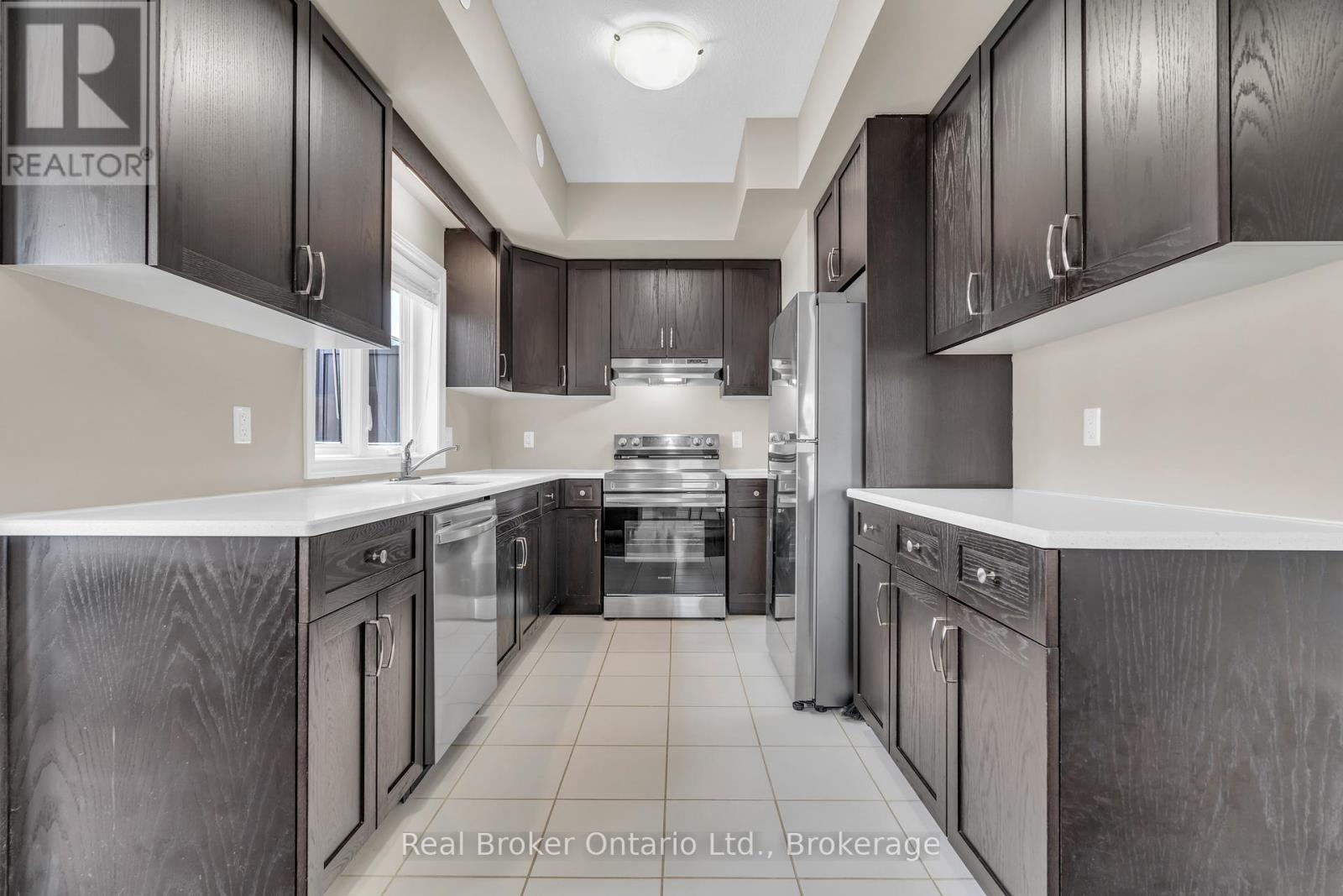25 - 39 Kay Crescent, Guelph, Ontario  N1L 1H1 - Photo 4 - X11986245