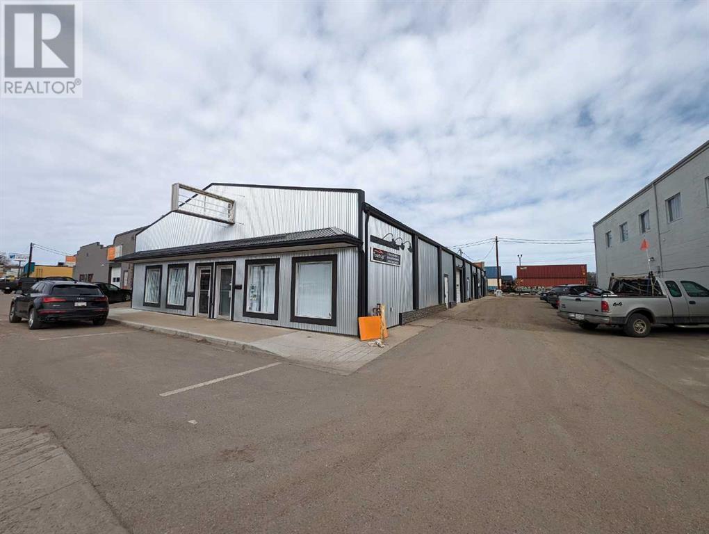 2, 677 South Railway Street Se, Medicine Hat, Alberta  T1A 2V8 - Photo 2 - A2119799