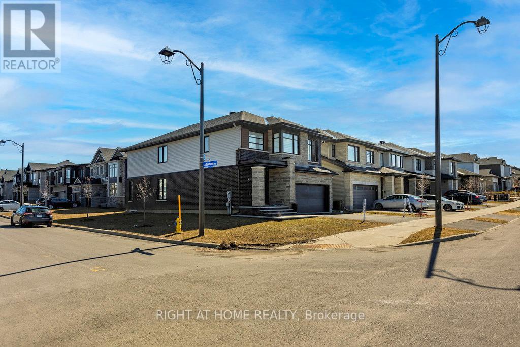 Property at 4511 KELLY FARM DRIVE image 4