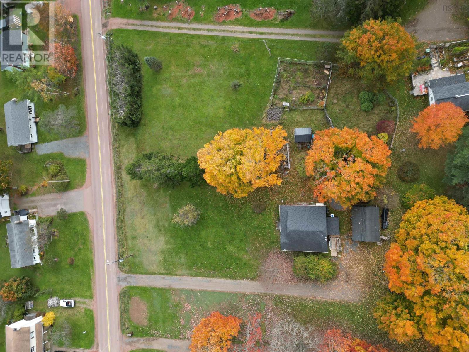 408 Salmon River Road, Valley, Nova Scotia  B6L 4E4 - Photo 12 - 202424909