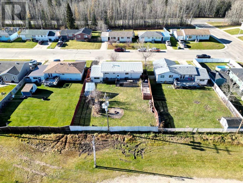 712 3 Avenue, Fox Creek, Alberta  T0H 1P0 - Photo 38 - A2178255