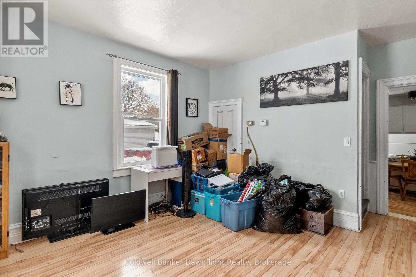 Photo 6 of 47 for 88 Richmond Street N