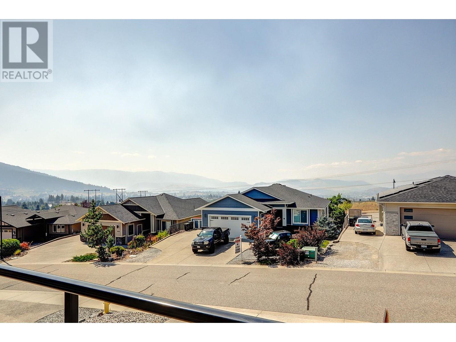 6539 Blackcomb Place, Vernon, British Columbia  V1B 4E1 - Photo 8 - 10343287