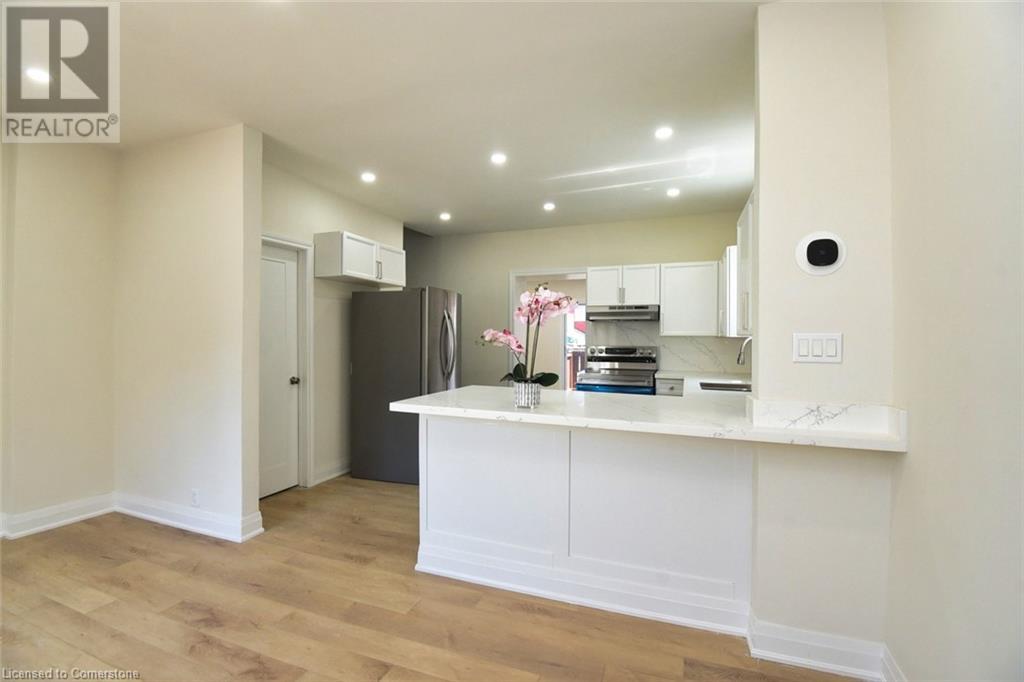 126 Evans Street, Hamilton, Ontario  L8L 1S7 - Photo 9 - 40715627