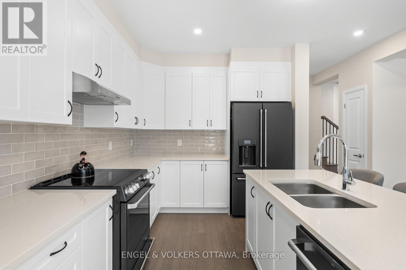 2053 Wanderer Avenue, Ottawa, Ontario  K4M 0X1 - Photo 13 - X12081015