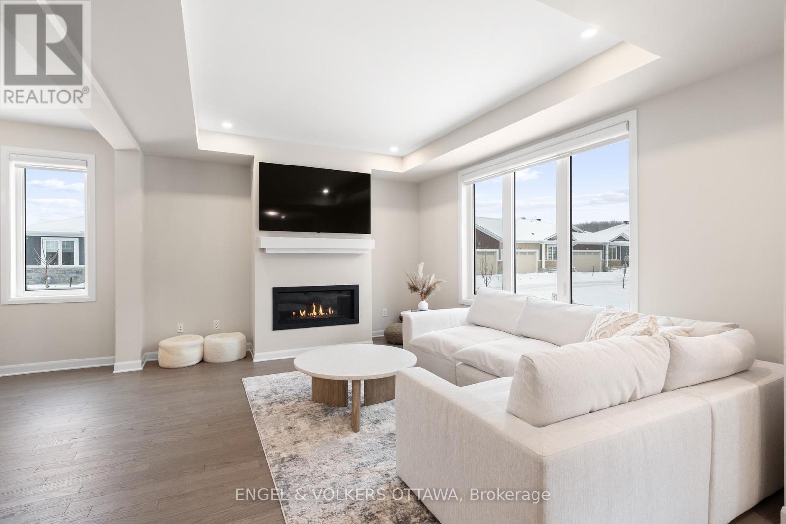 2053 Wanderer Avenue, Ottawa, Ontario  K4M 0X1 - Photo 7 - X12081015