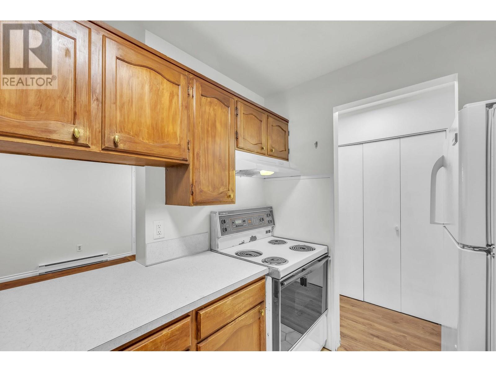 4 7361 Montecito Drive, Burnaby, British Columbia  V5A 1R4 - Photo 14 - R2989762