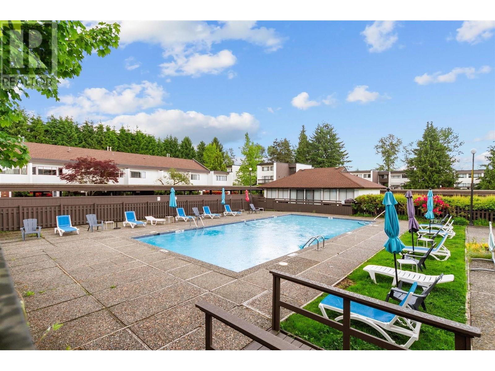 4 7361 Montecito Drive, Burnaby, British Columbia  V5A 1R4 - Photo 8 - R2989762