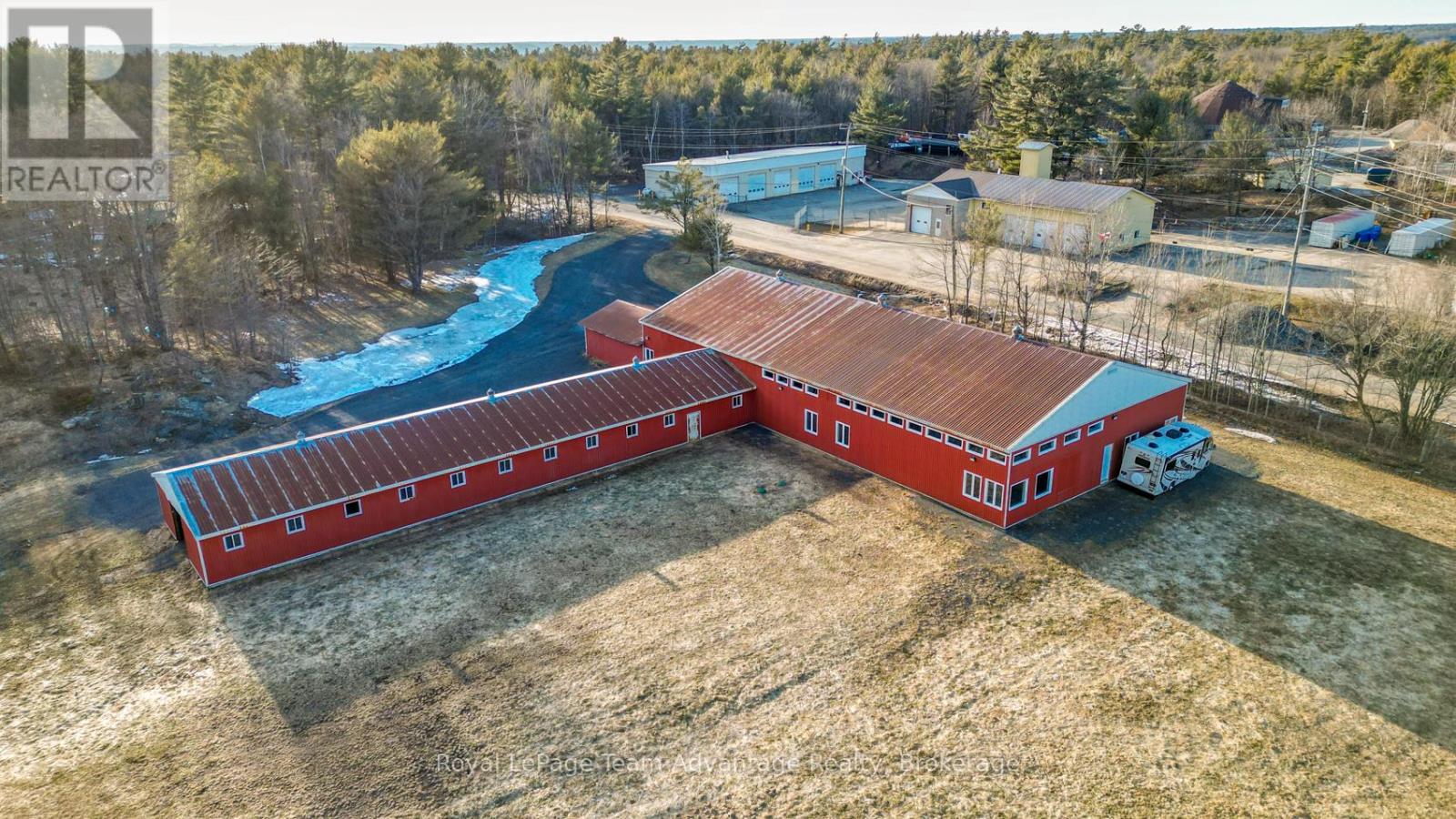 11 Municipal Drive, Mcdougall, Ontario  P2A 2W9 - Photo 7 - X12080985