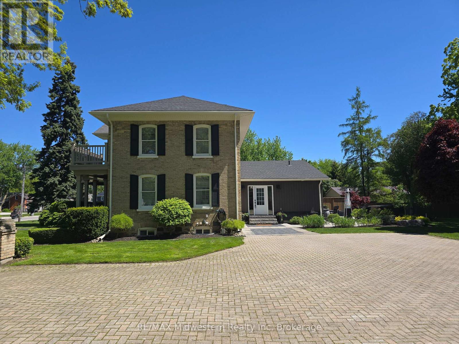 179 Main Street S, North Perth, Ontario  N0G 1B0 - Photo 43 - X12081026