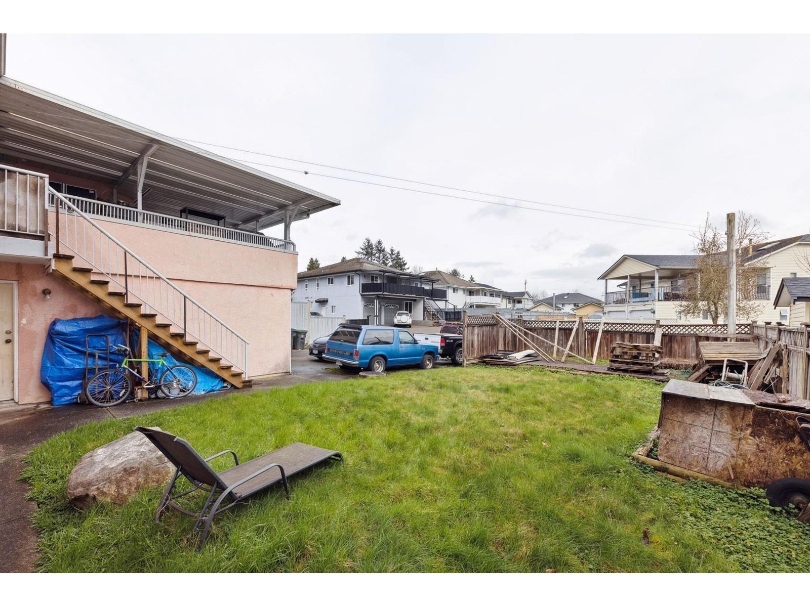 Property at 8874 132 STREET image 3