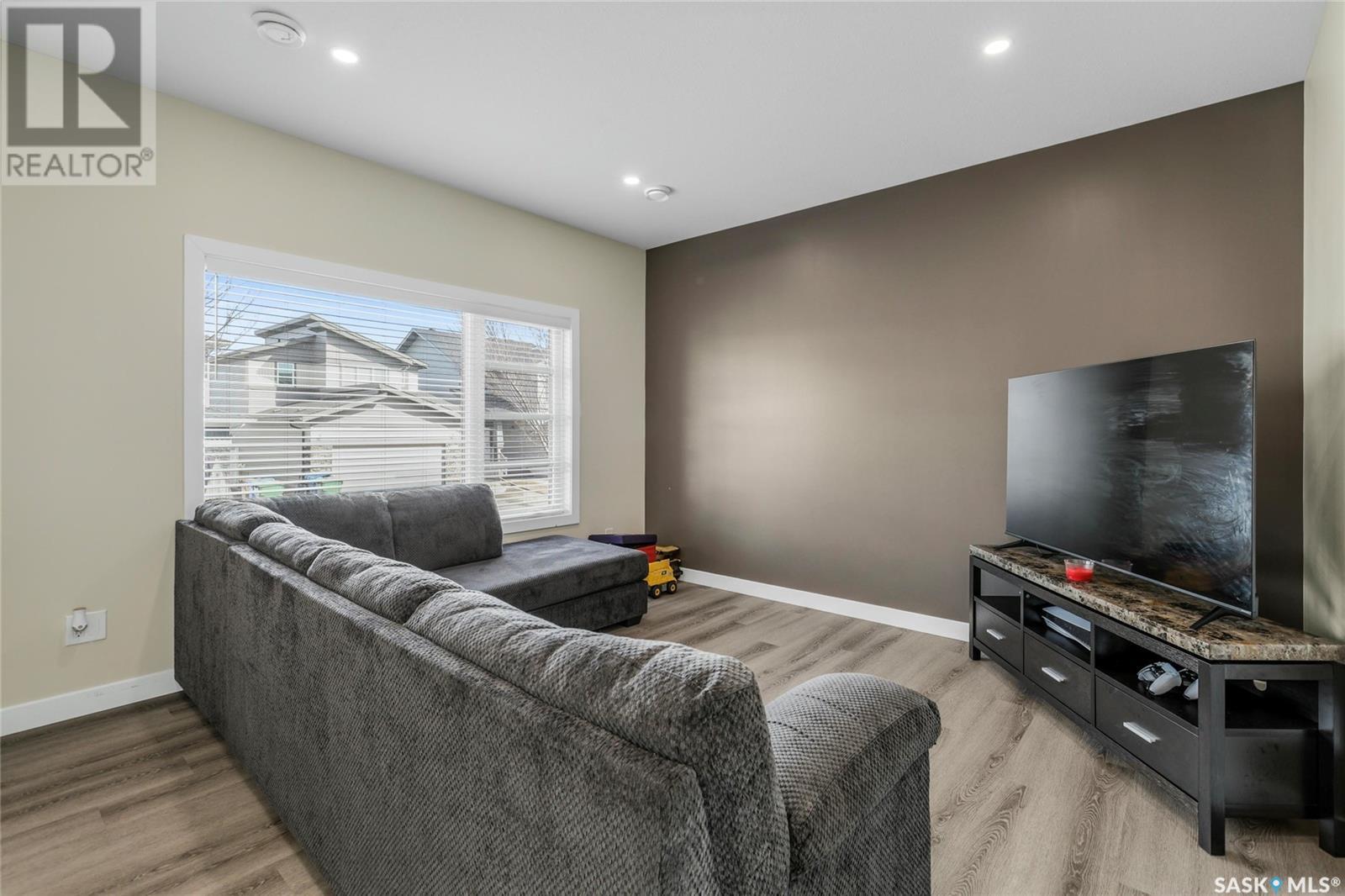 Property at 5075 Crane CRESCENT image 4