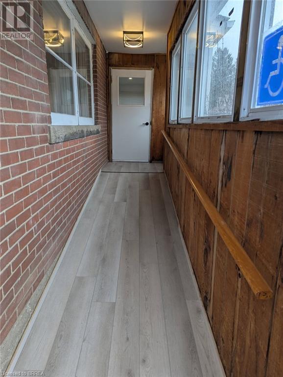 207 Colborne Street W, Brantford, Ontario  N3T 1L6 - Photo 10 - 40713483