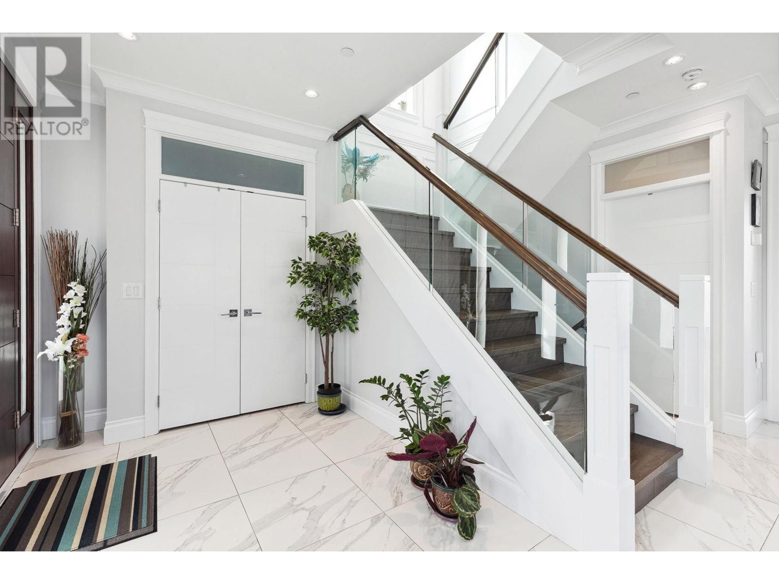 795 E 39th Avenue, Vancouver, British Columbia  V5W 1K5 - Photo 13 - R2989758
