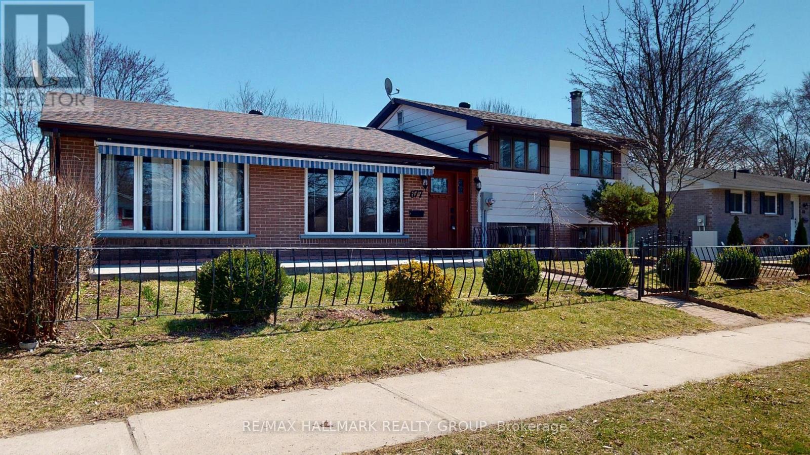 Property at 677 LAURIER BOULEVARD image 1