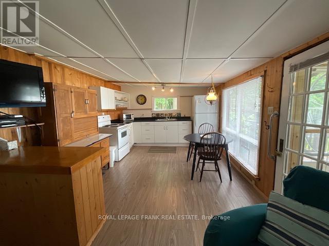 16 Caline Road, Curve Lake First Nation 35, Ontario  K0L 2H0 - Photo 16 - X12081085