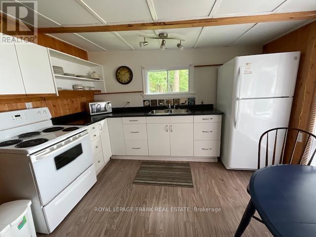 16 Caline Road, Curve Lake First Nation 35, Ontario  K0L 2H0 - Photo 17 - X12081085