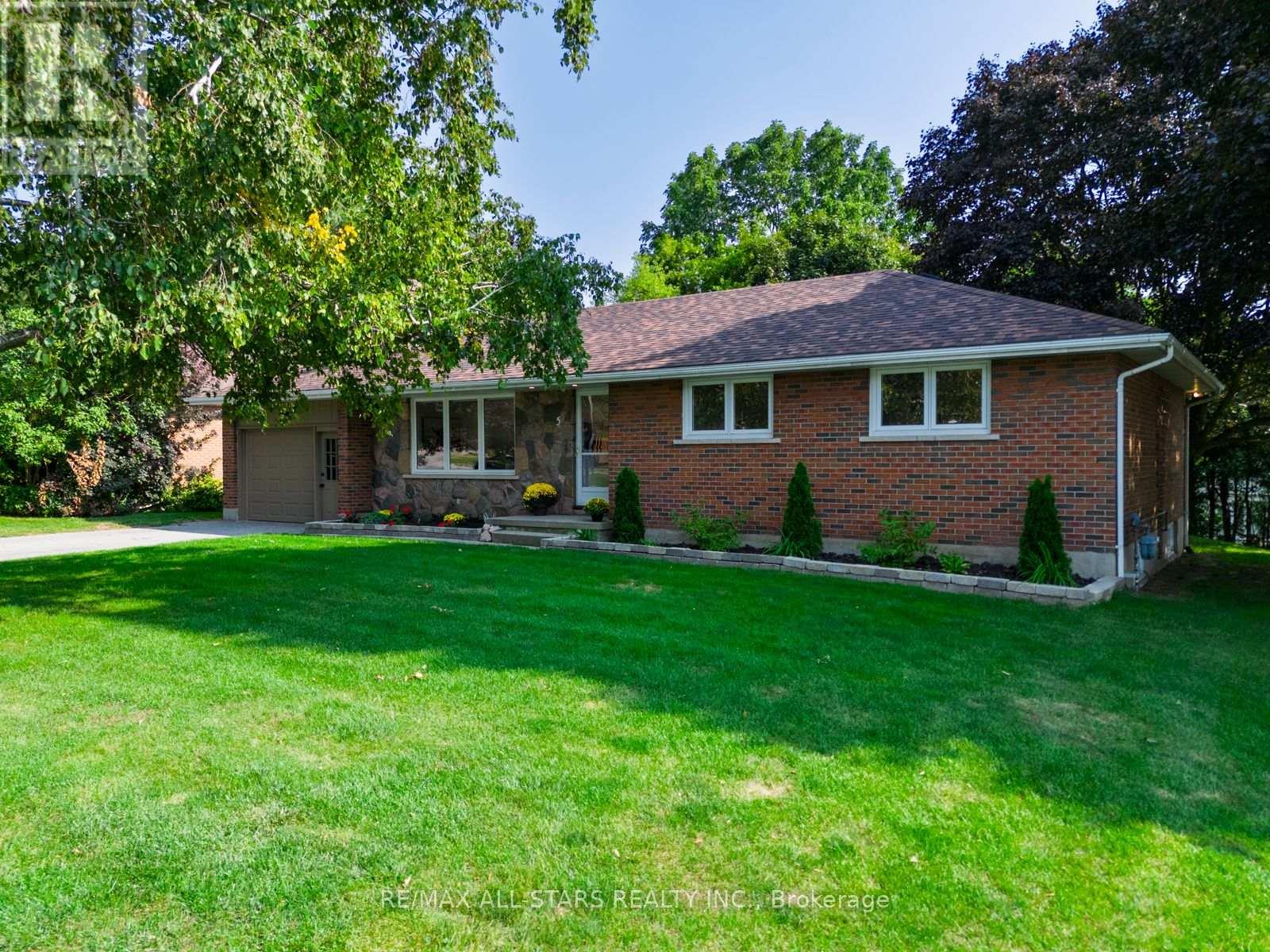 Property at 5 OTTAWA STREET image 4