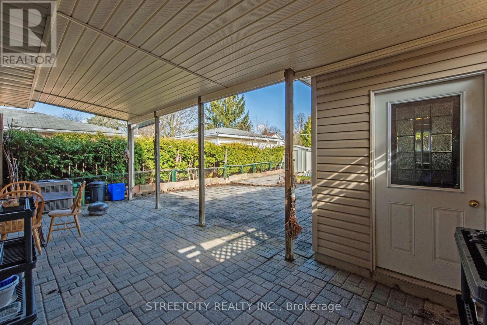 Photo 41 of 47 for 69 Alayne Crescent
