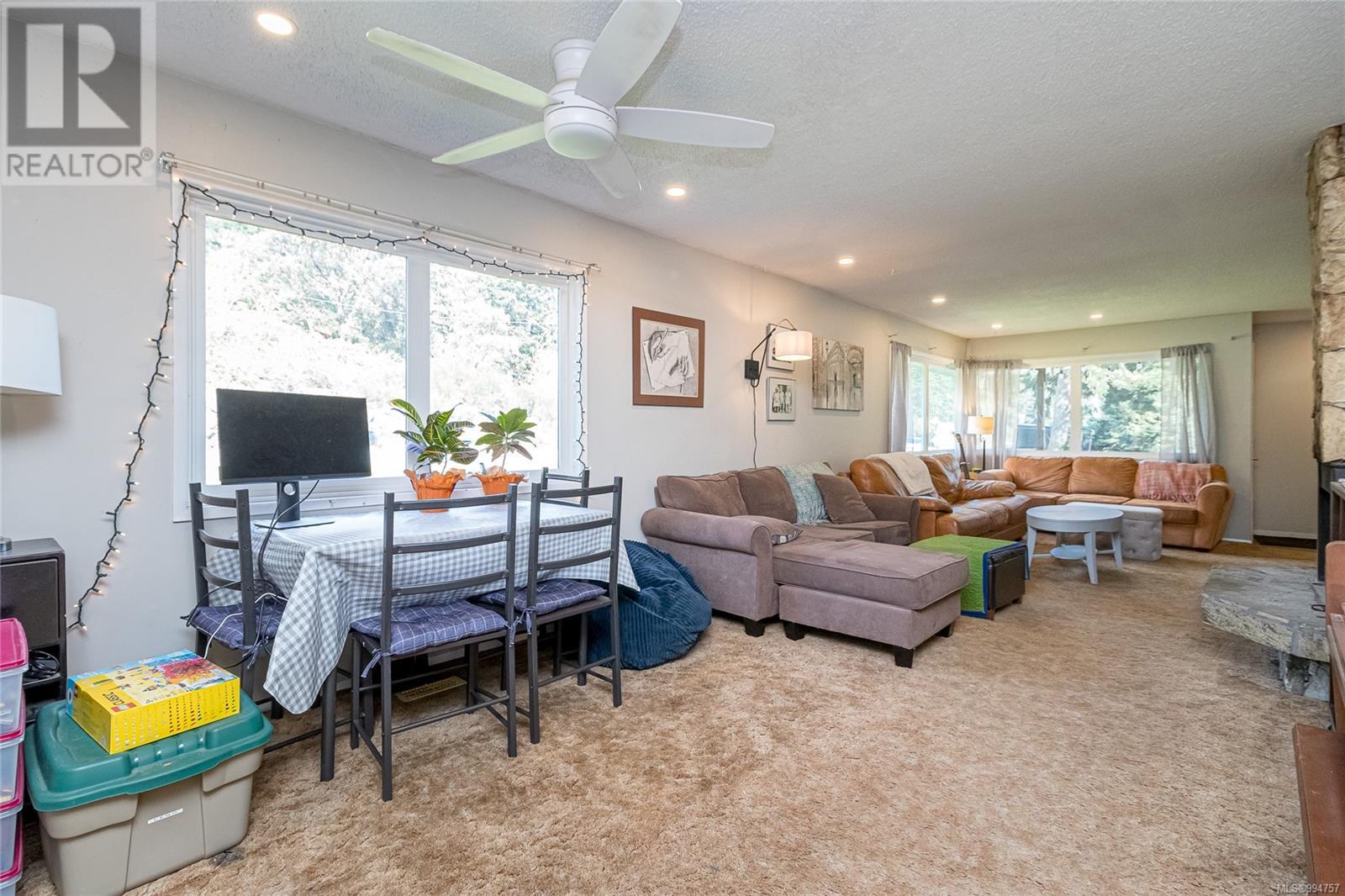 Property at 3061 Sooke Rd image 3