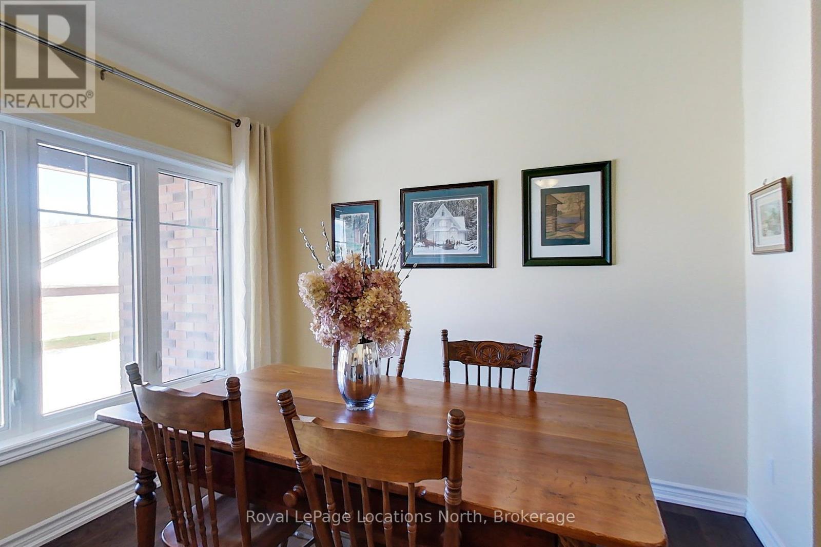 21 Russett Drive, Meaford, Ontario  N4L 0A5 - Photo 18 - X12081052