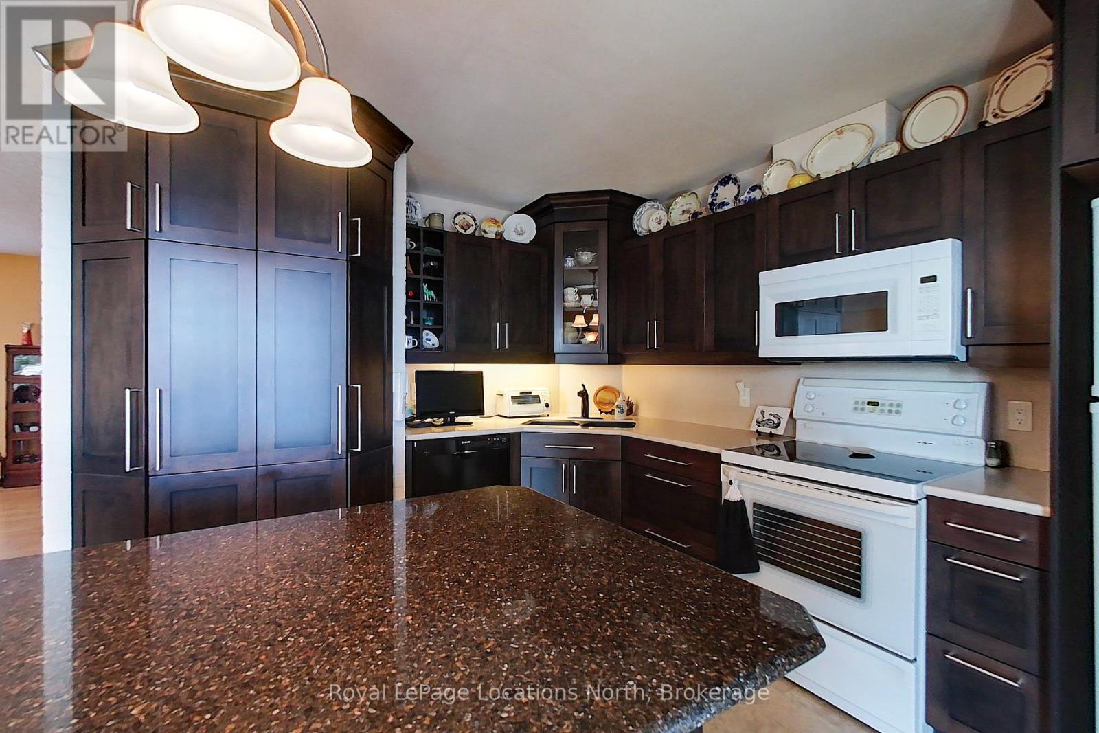 603 Grandview Drive, Meaford, Ontario  N4L 1K3 - Photo 12 - X12081062