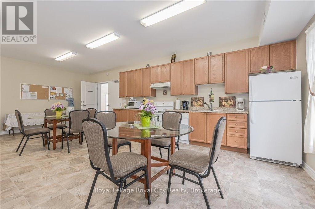 121 - 760 Woodhill Drive, Centre Wellington, Ontario  N1M 3W5 - Photo 35 - X12081182