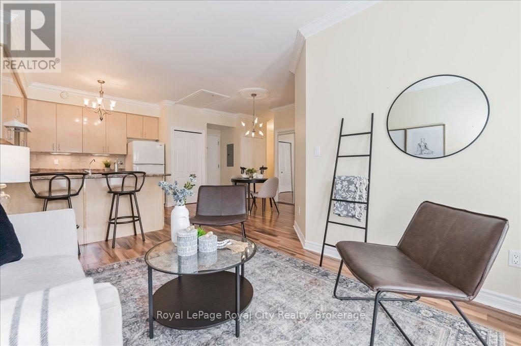 121 - 760 Woodhill Drive, Centre Wellington, Ontario  N1M 3W5 - Photo 8 - X12081182
