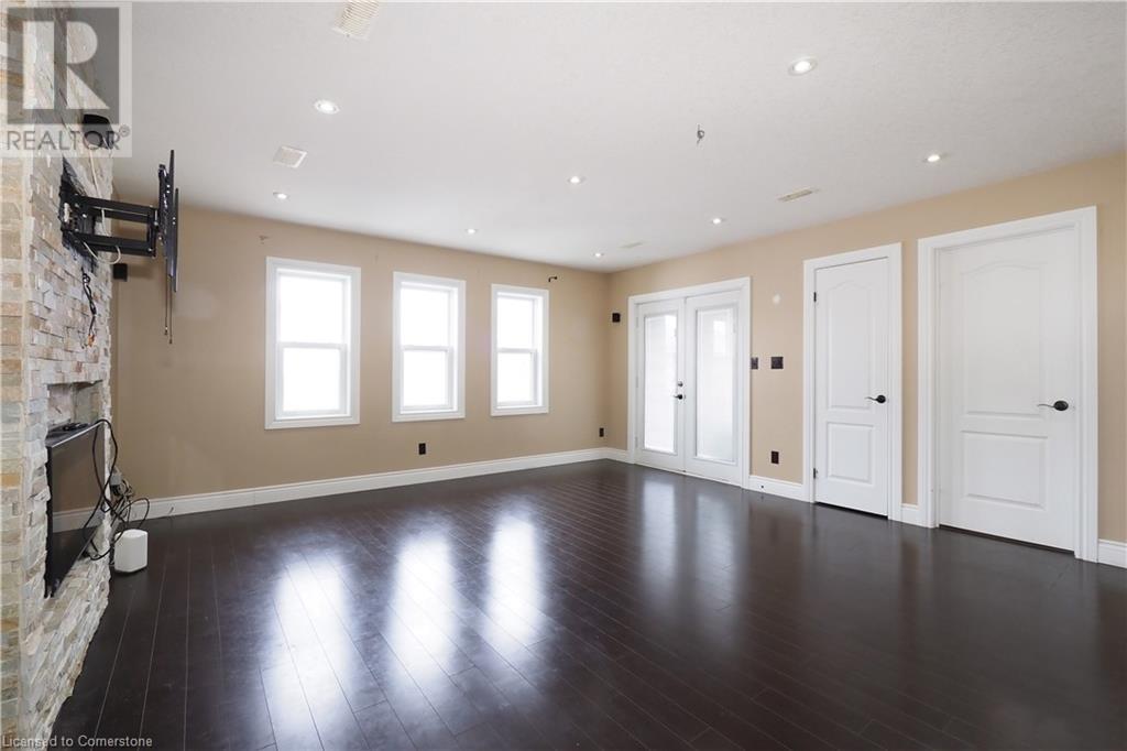 561 Queen Street S, Kitchener, Ontario  N2G 1W9 - Photo 16 - 40716592
