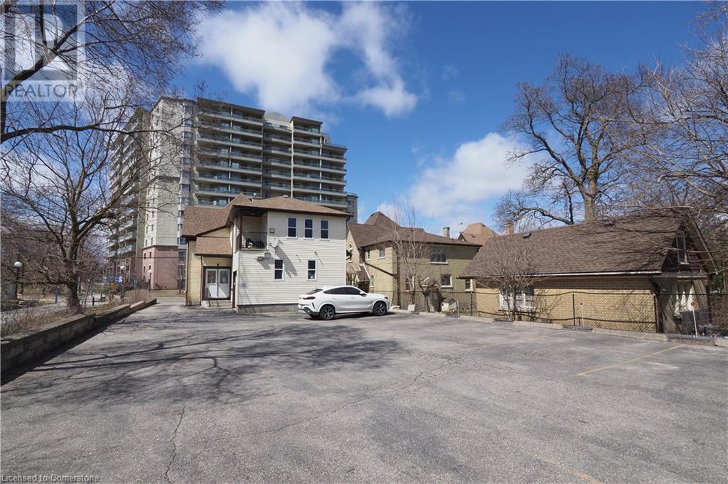 561 Queen Street S, Kitchener, Ontario  N2G 1W9 - Photo 27 - 40716592