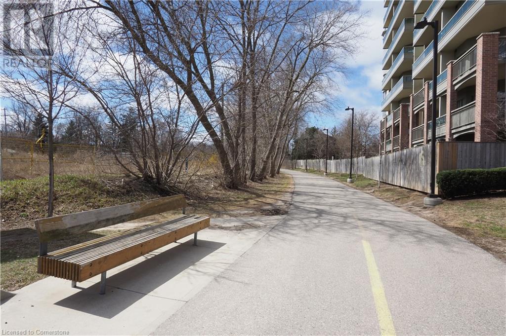 561 Queen Street S, Kitchener, Ontario  N2G 1W9 - Photo 34 - 40716592