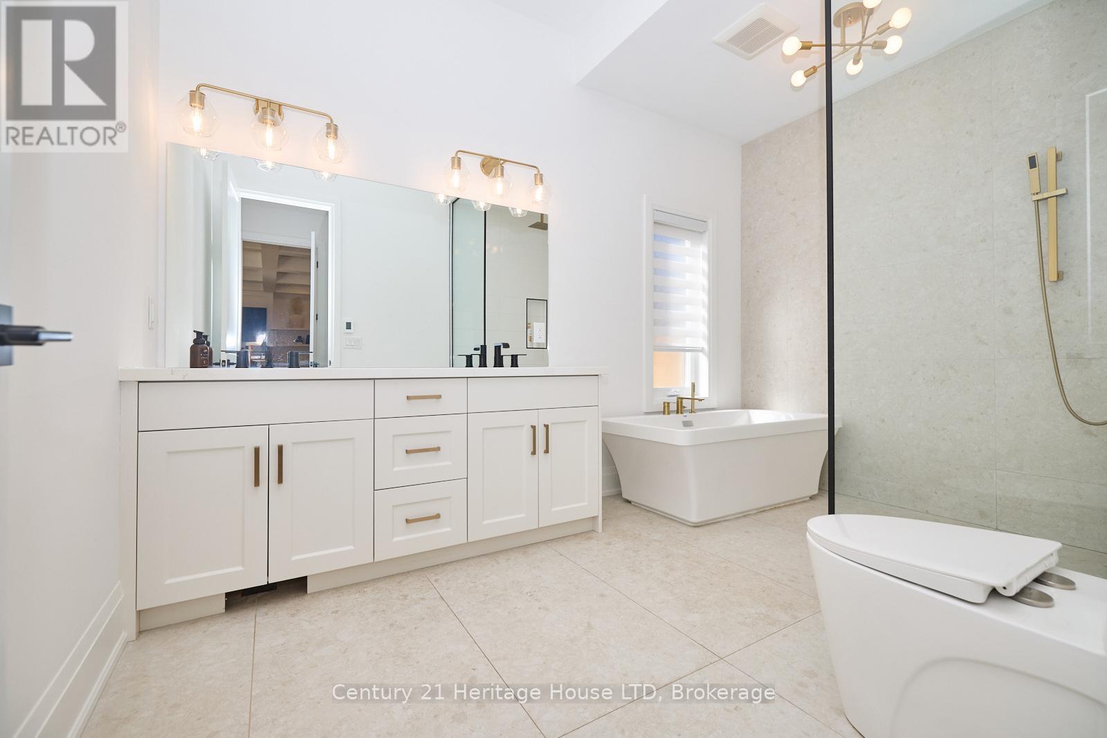 42 Aquadale Drive, St. Catharines, Ontario  L2N 2P8 - Photo 21 - X12081152