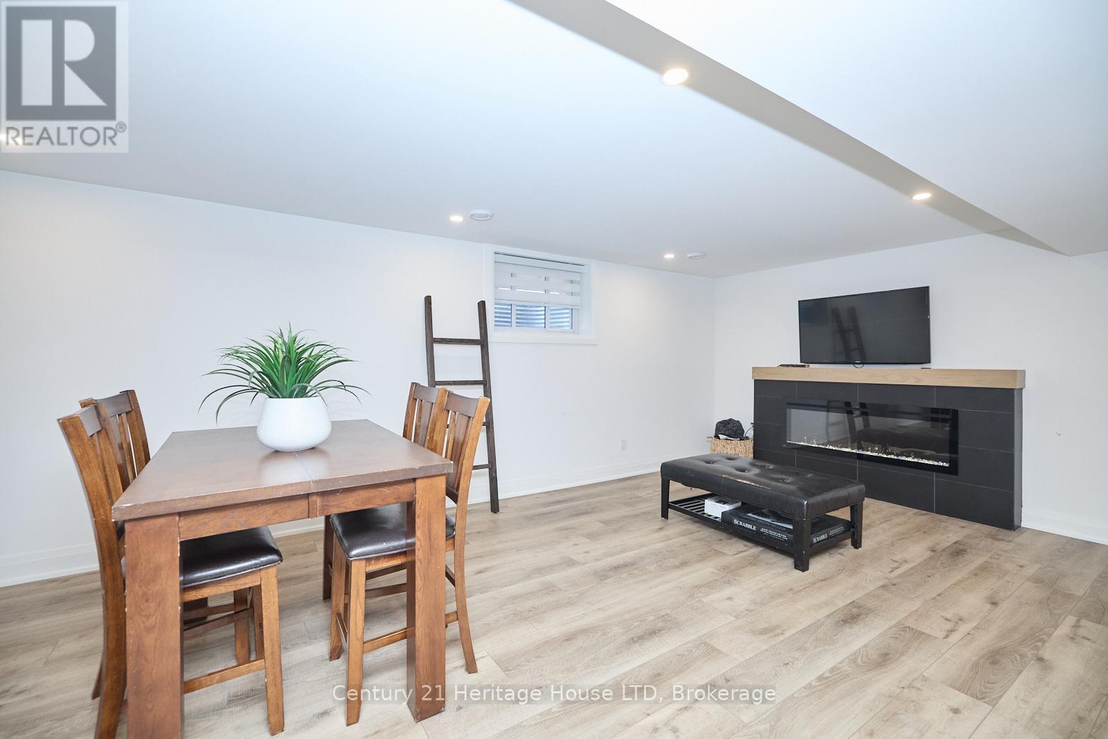 42 Aquadale Drive, St. Catharines, Ontario  L2N 2P8 - Photo 30 - X12081152