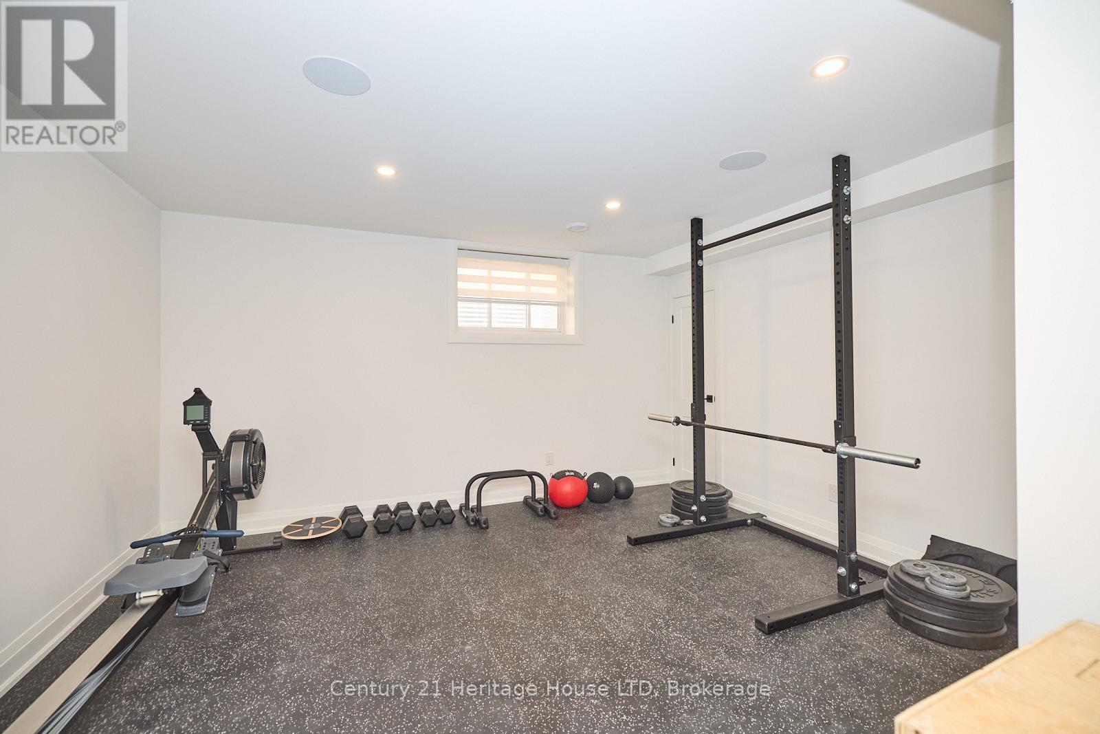 42 Aquadale Drive, St. Catharines, Ontario  L2N 2P8 - Photo 33 - X12081152