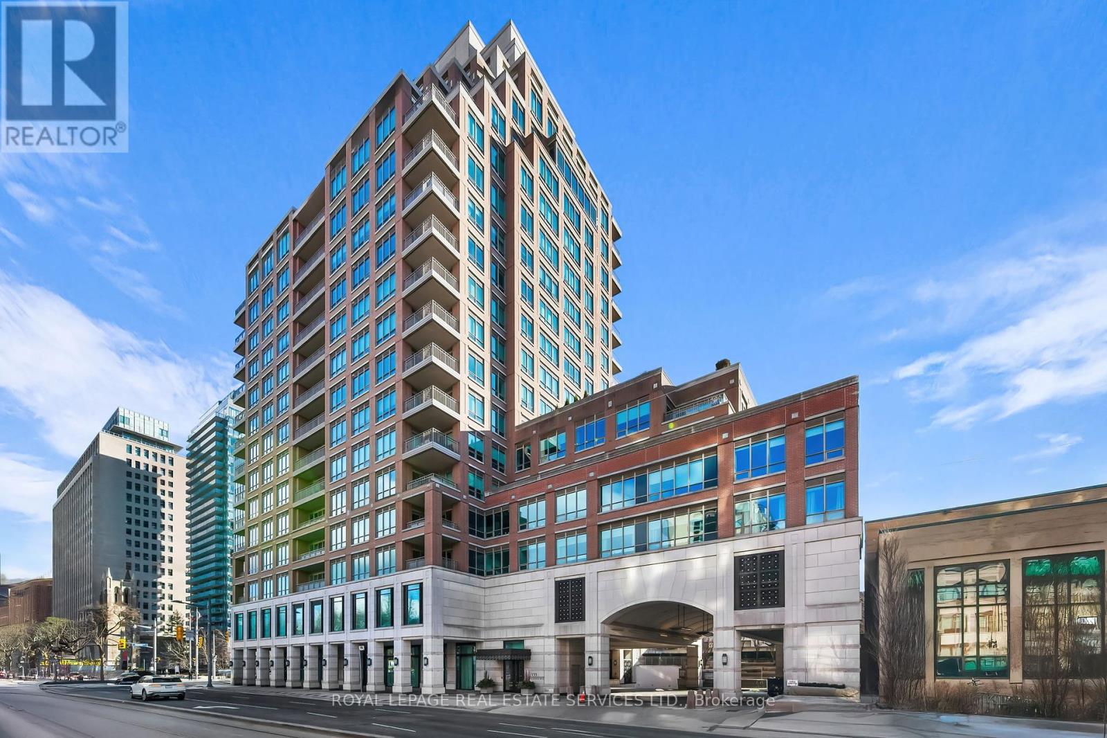 Property at 1701 - 155 ST CLAIR AVENUE W image 1