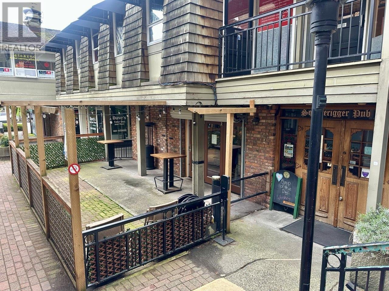 150 1425 Marine Drive, West Vancouver, British Columbia  V7T 1B9 - Photo 2 - C8068385