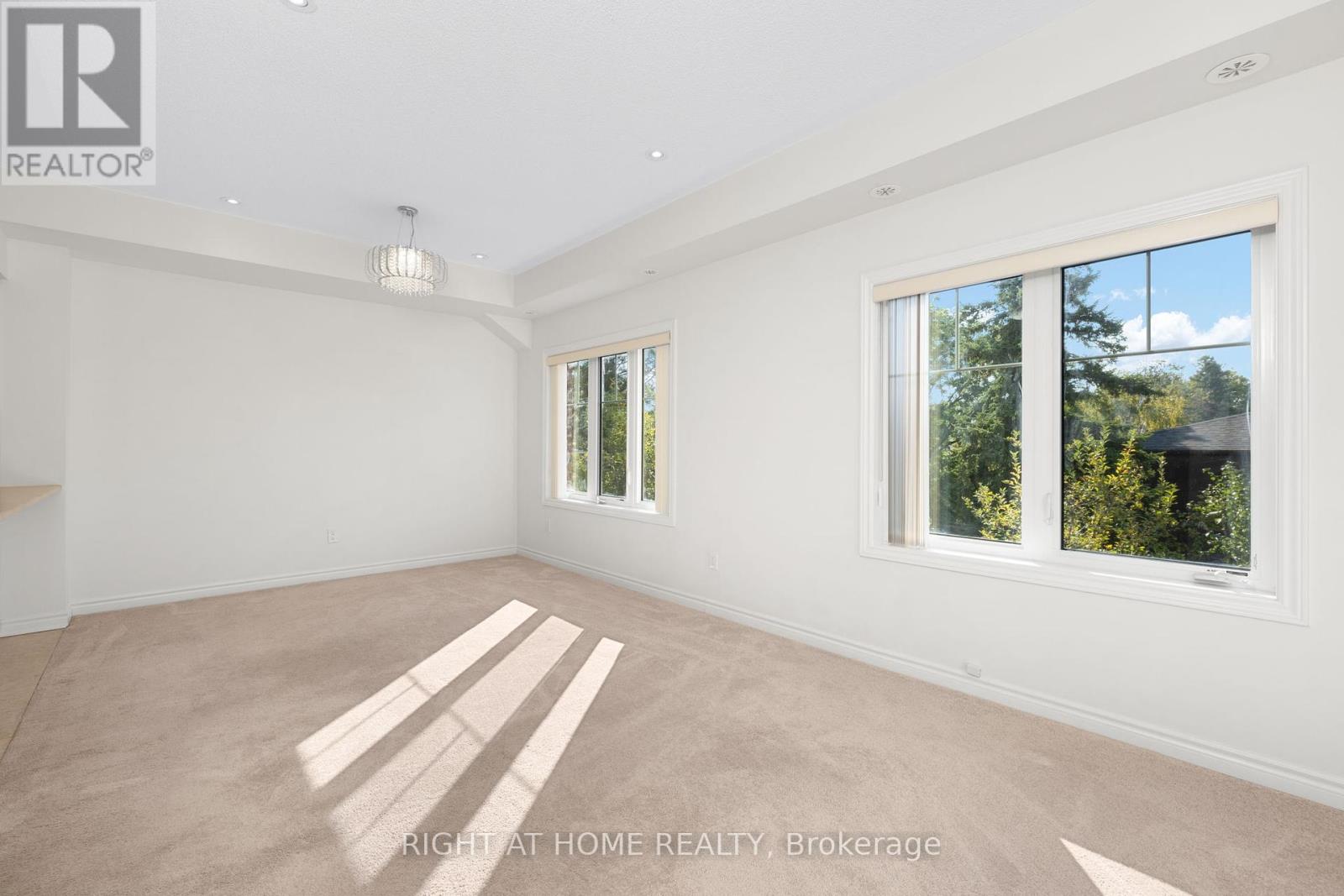 Property at 20 - 1 EATON PARK LANE image 4