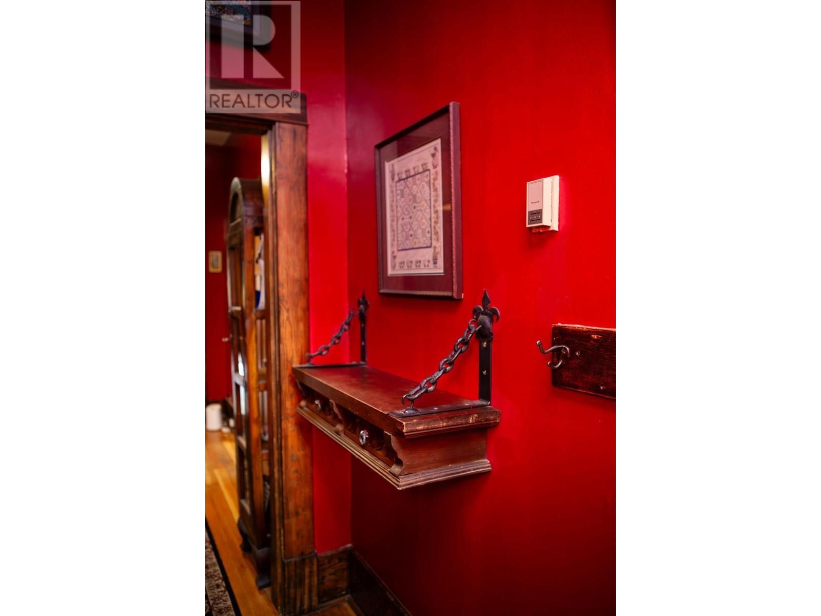 516 Silica Street, Nelson, British Columbia  V1L 4M9 - Photo 8 - 10337066