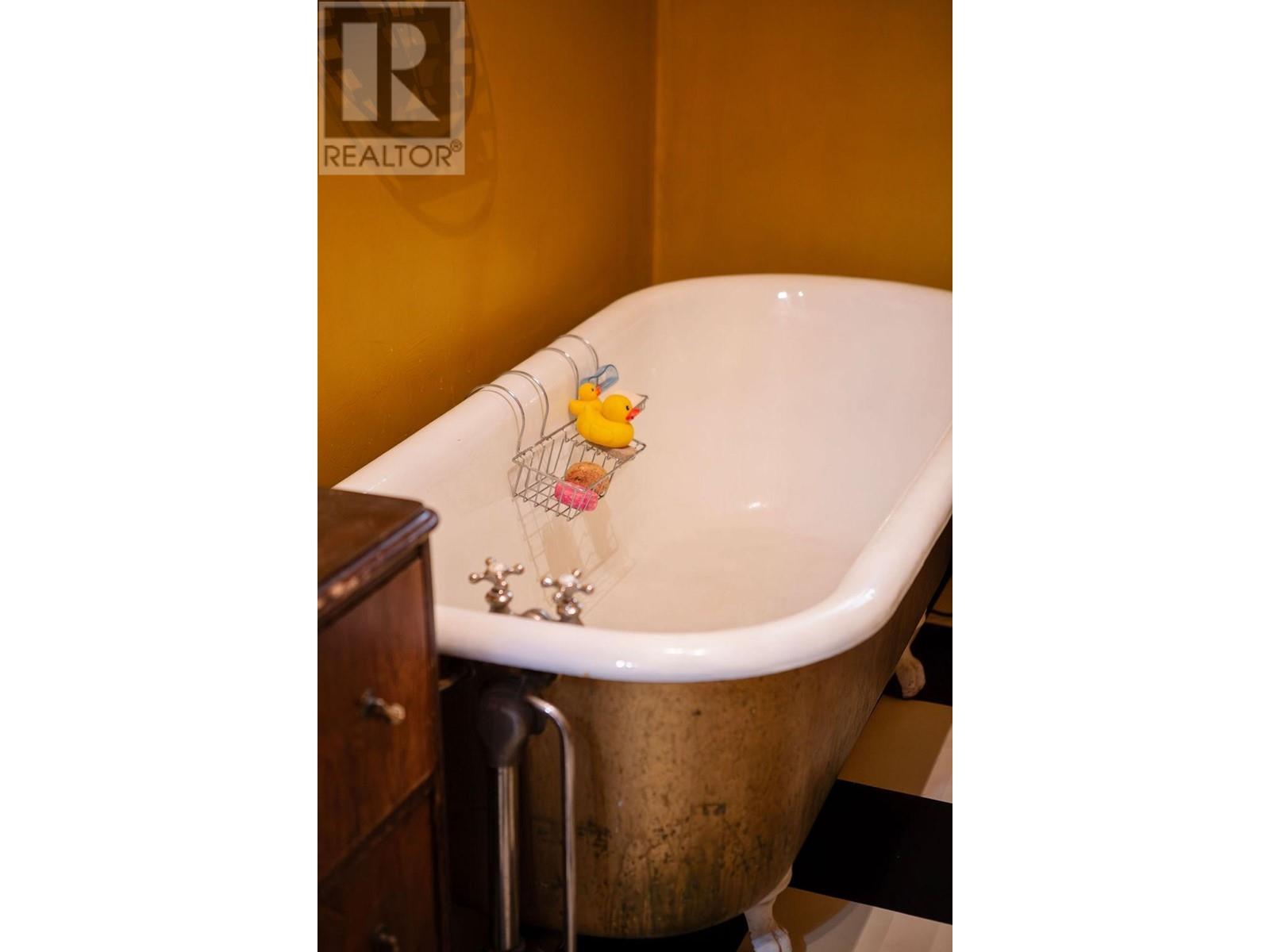 516 Silica Street, Nelson, British Columbia  V1L 4M9 - Photo 33 - 10337066