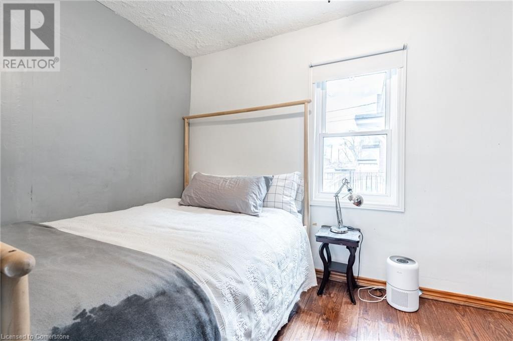 144 Dufferin Street E, St. Catharines, Ontario  L2R 2A4 - Photo 15 - 40716710